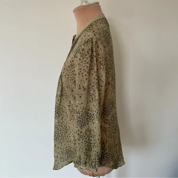 Anthropologie Fei Cavorting Flora Silk Blooms Floral Pintuck Button Top Blouse 6 - Picture 3 of 10